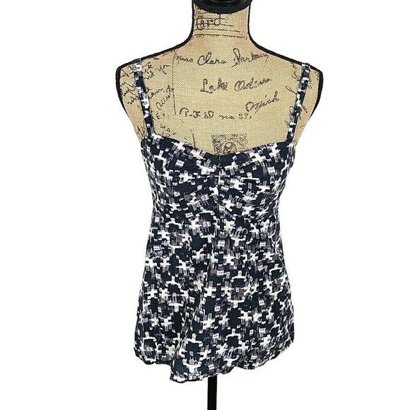 Patagonia Tops - Patagonia Womens sz 4 Tank Top Black White Printed Zip Back Hemp Blend